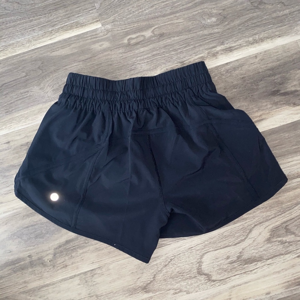 Lululemon - High Waist Tracker Shorts